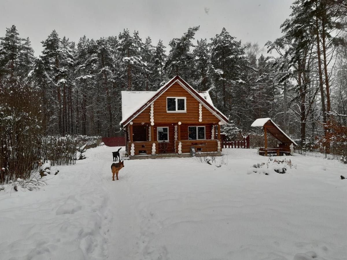 Naroch Guest House Eksteriør bilde