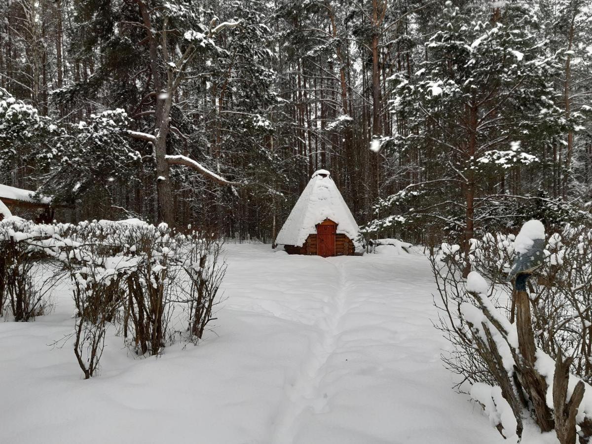 Naroch Guest House Eksteriør bilde